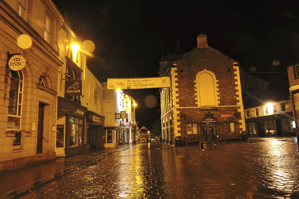 keswick-at-night-4