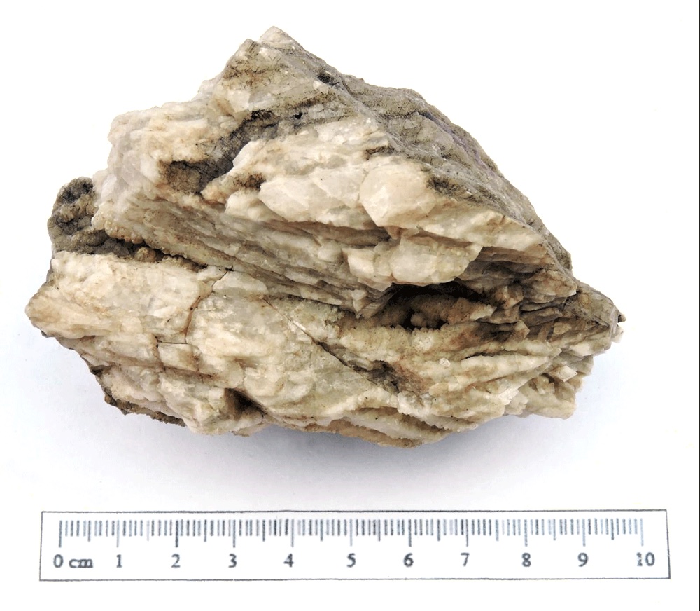 Calcite rhombohedral crystals,Nantiago.  (CWO)