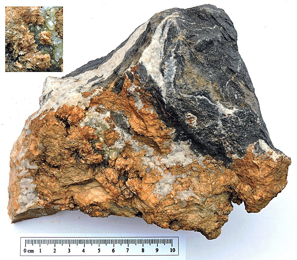 Dolomite / Quartz,Tan y Foel quarry.