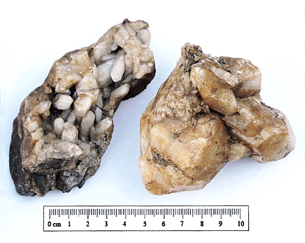 Quartz crystals,Van mine.  (CWO)
