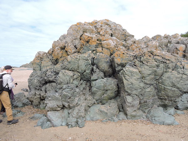 pillow-lava-newborough-1