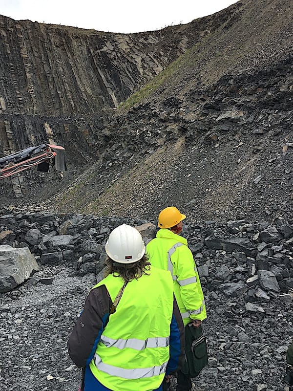 tyf quarry anticline.jpg